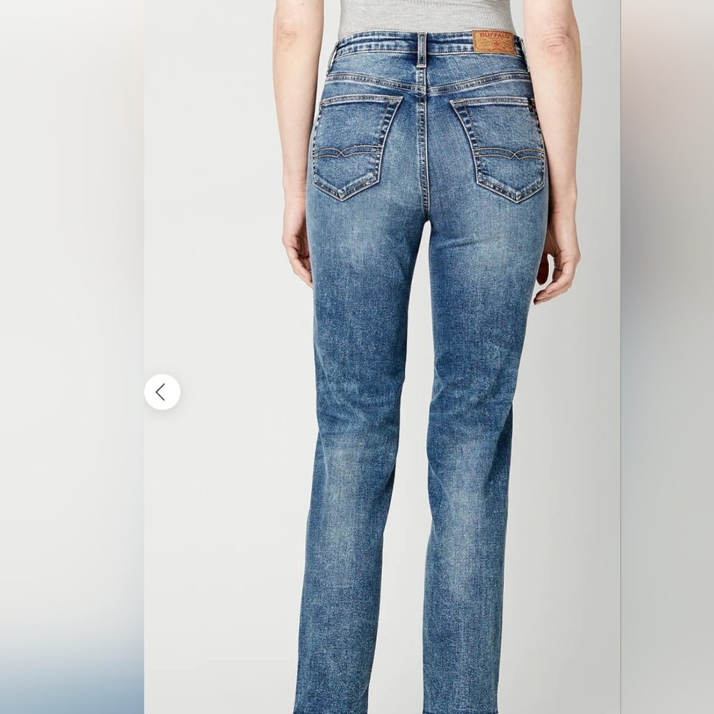 High Rise Jeans - Picture 3 of 6